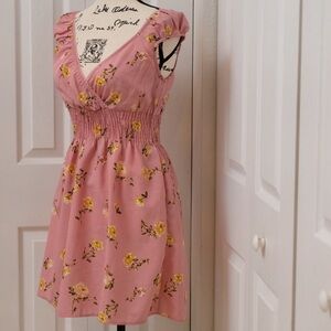 Fit and Flare Floral minidress NWT Size small